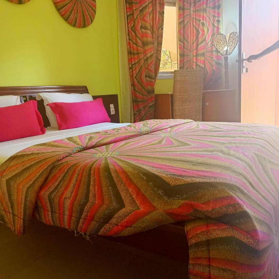 Hotel Le Marly Abidjan Kültér fotó